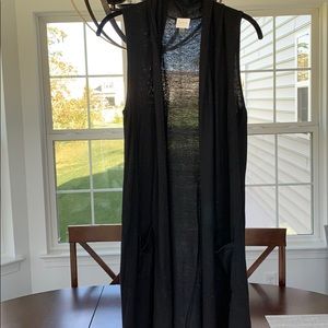 Long black sleeveless sweater cardigan vest